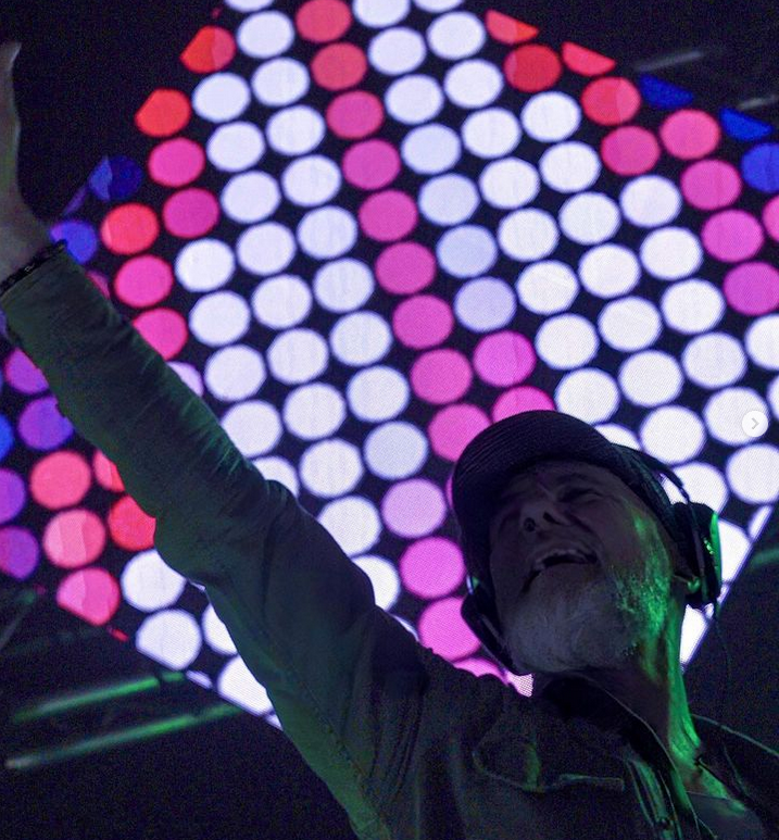 Guinness dei primati con il dj cuneese Faber Moreira Guinness dei primati con il dj cuneese Faber Moreira