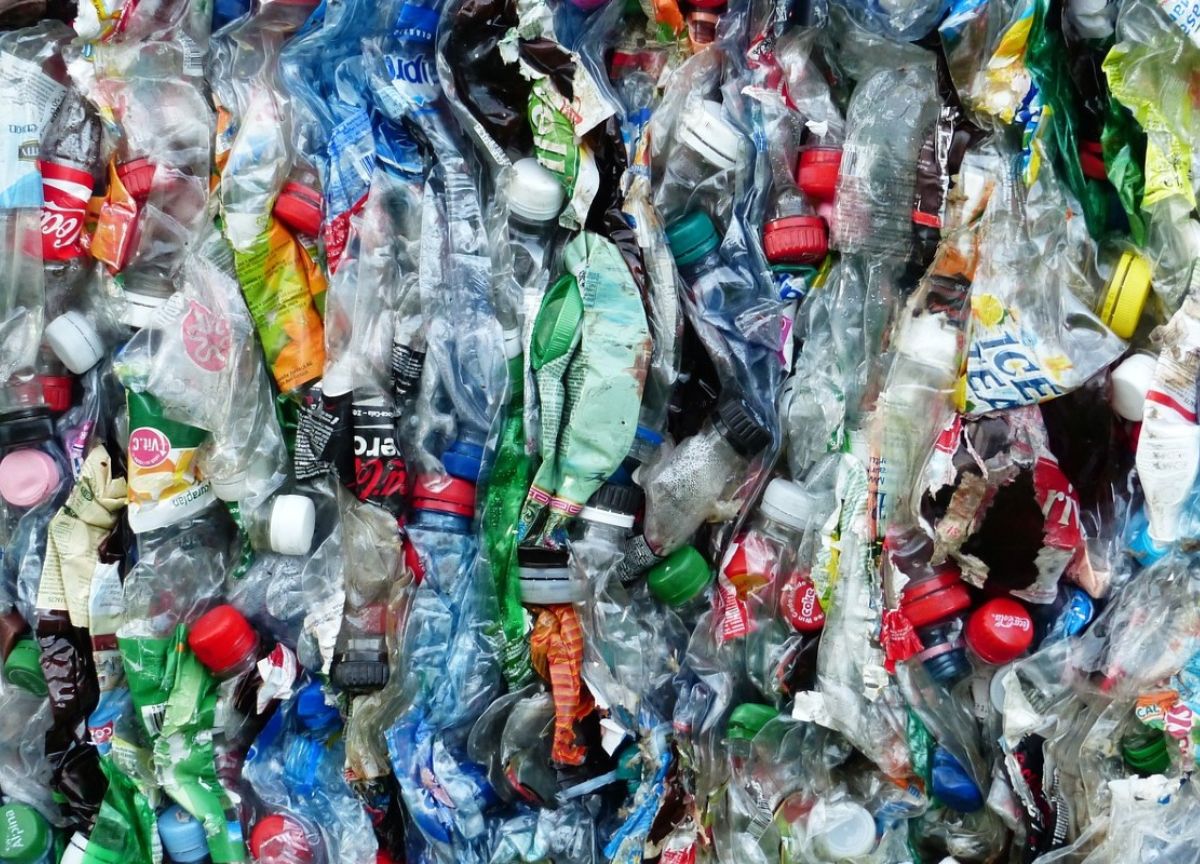 A2A completa il ciclo di recupero della plastica a Cavaglià A2A completa il ciclo di recupero della plastica a Cavaglià