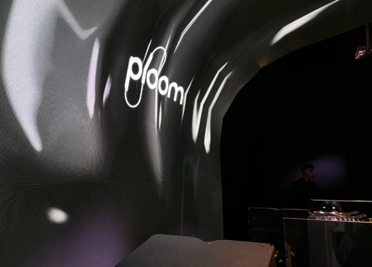 Milano Design Week 2024, JTI lancia la Ploom Special Edition Red by Ora Ïto