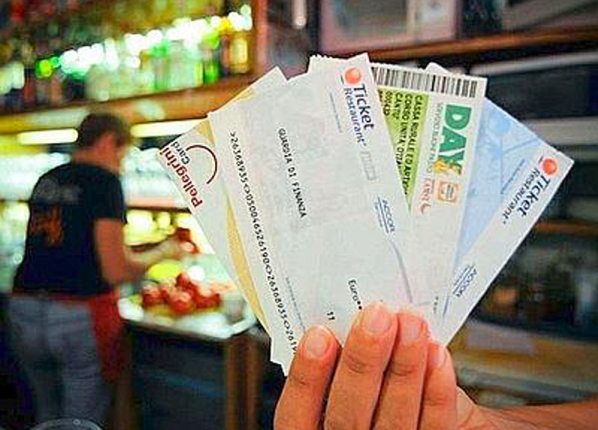Inchiesta sui buoni pasto a Roma: chiesto il Processo per quattro manager Inchiesta sui buoni pasto a Roma: chiesto il Processo per quattro manager