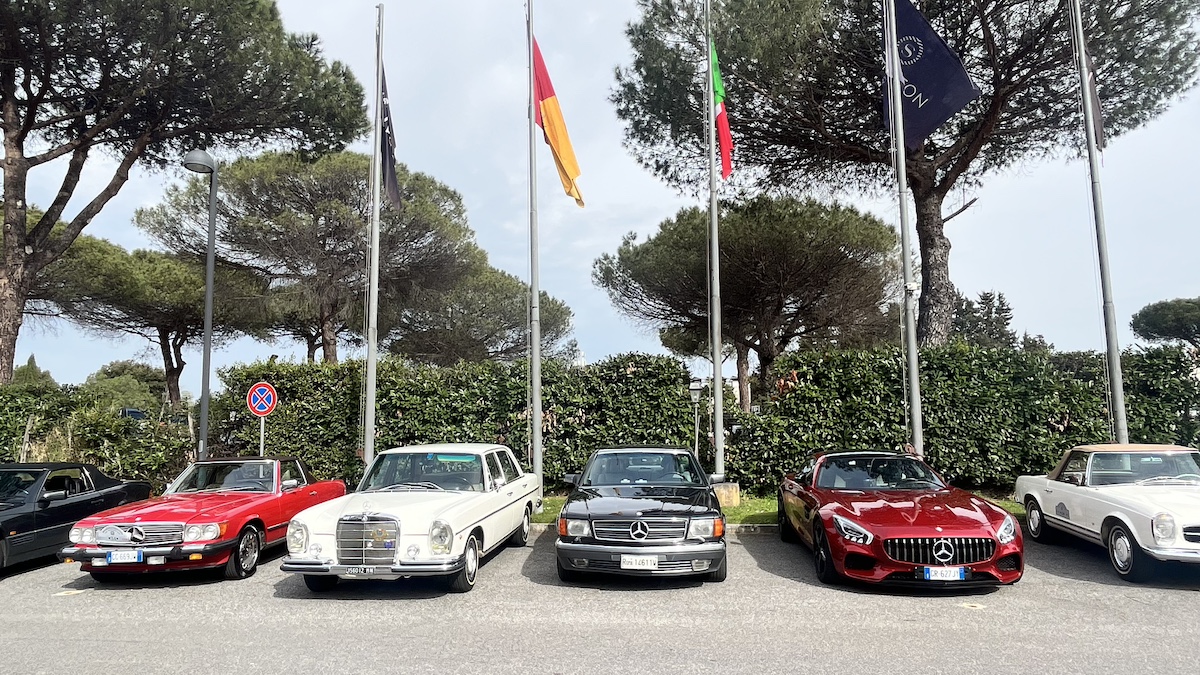 Mercedes-Benz, festeggia i 30 anni del Registro Italia Mercedes-Benz, festeggia i 30 anni del Registro Italia