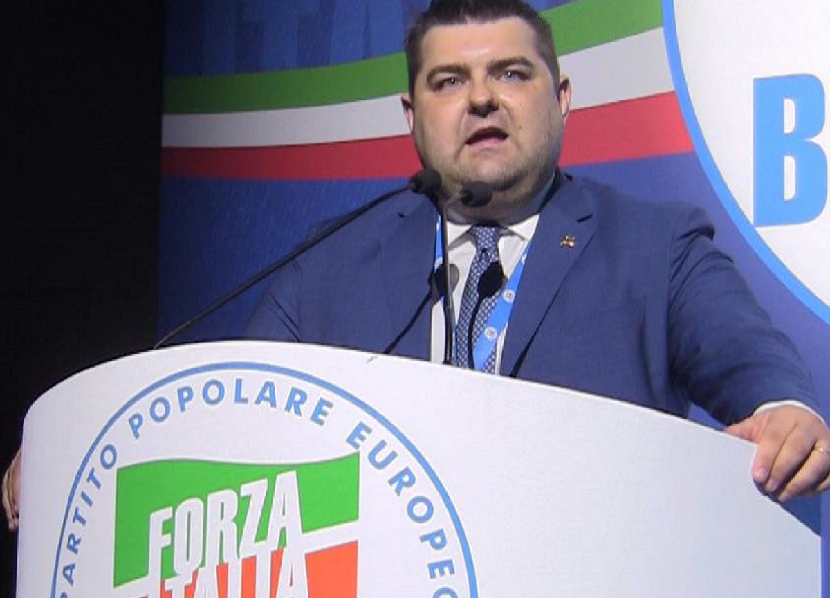 Forza Italia, Sorte in campo per ricucire: trovare la giusta mediazione Forza Italia, Sorte in campo per ricucire: trovare la giusta mediazione