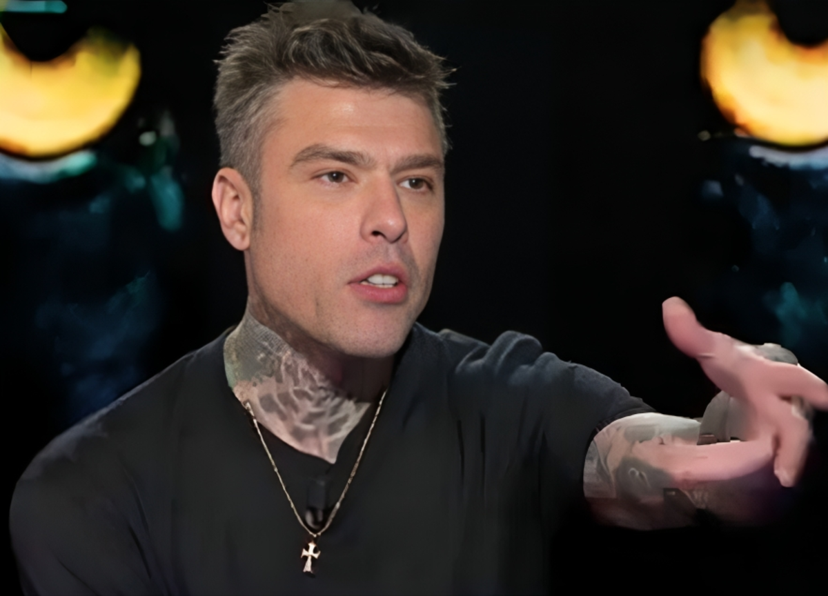 Rai, Scurati fermato per 1800€. Ma Fedez per Belve ne ha incassati 70mila Rai, Scurati fermato per 1800€. Ma Fedez per Belve ne ha incassati 70mila
