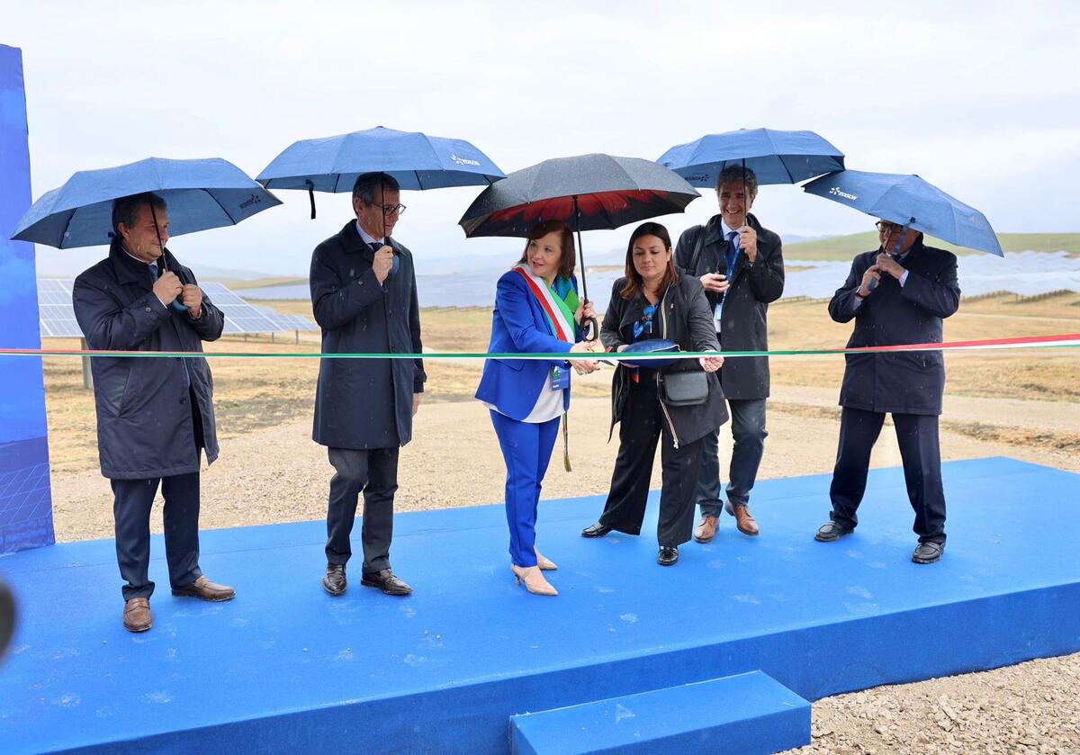 Sicilia, Edison inaugura un nuovo impianto fotovoltaico da 41 MW Sicilia, Edison inaugura un nuovo impianto fotovoltaico da 41 MW
