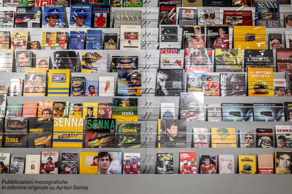 Ayrton Senna Forever: Omaggio al Campione al MAUTO Ayrton Senna Forever: Omaggio al Campione al MAUTO