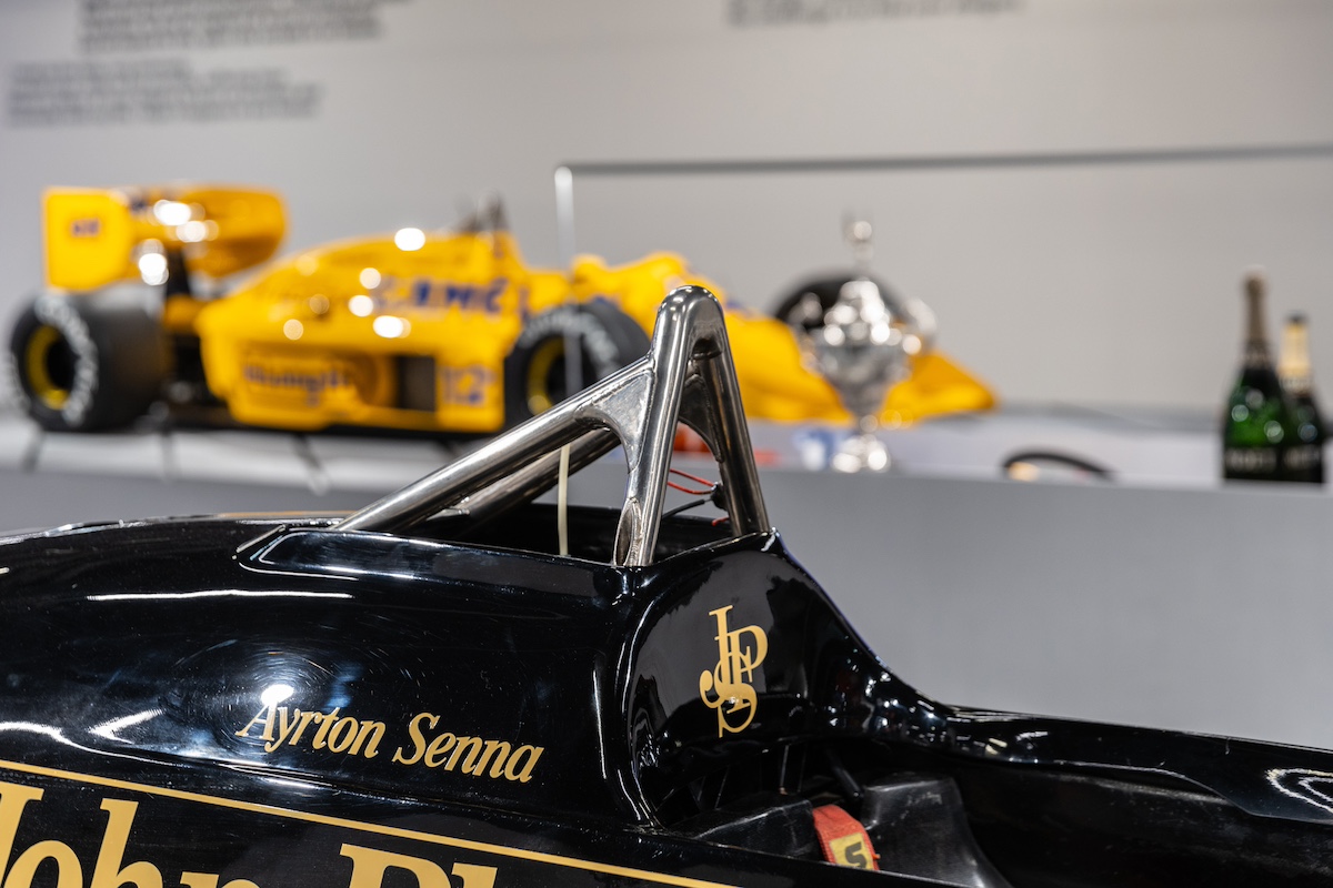 Ayrton Senna Forever: Omaggio al Campione al MAUTO Ayrton Senna Forever: Omaggio al Campione al MAUTO