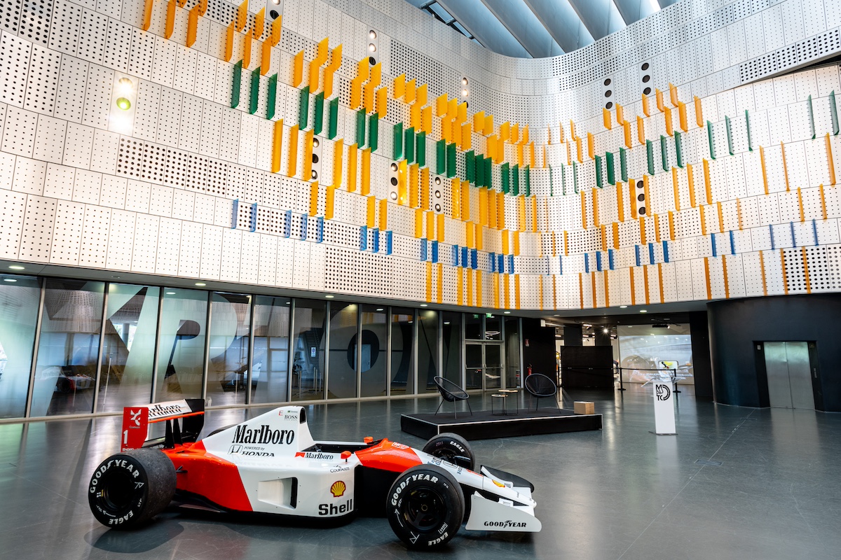 Ayrton Senna Forever: Omaggio al Campione al MAUTO Ayrton Senna Forever: Omaggio al Campione al MAUTO