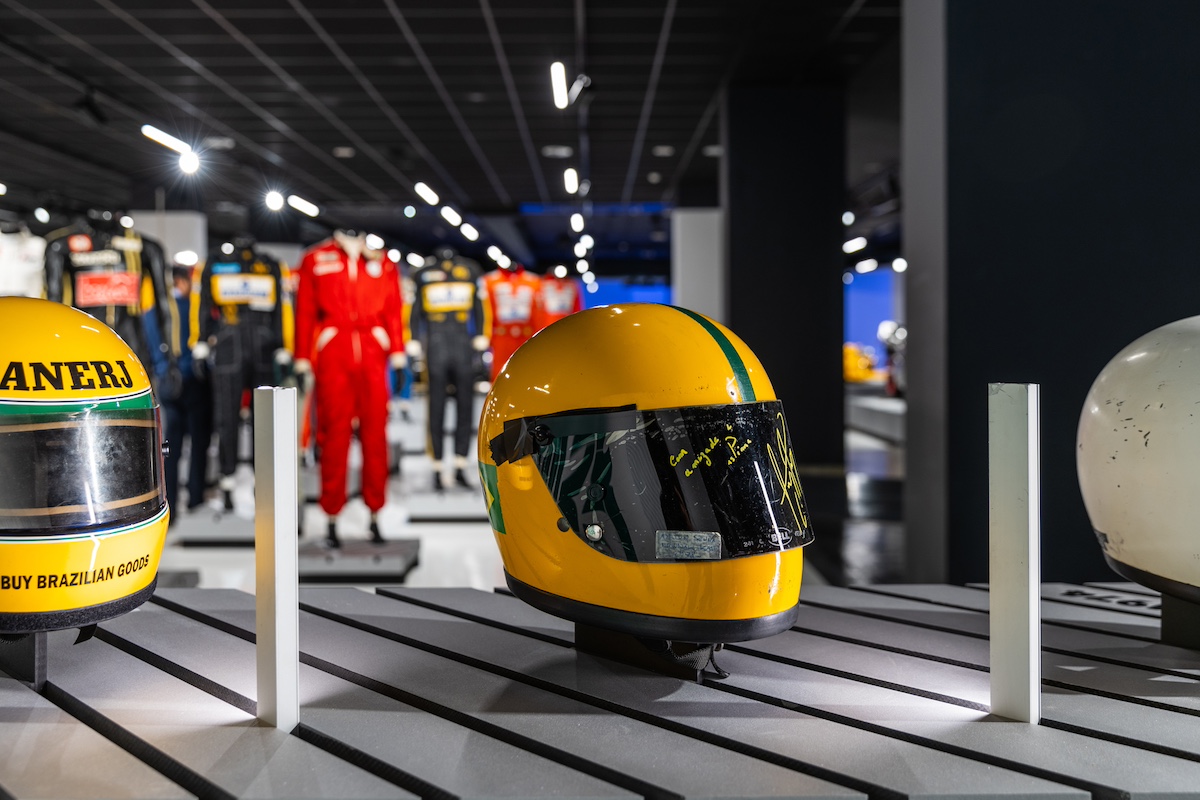 Ayrton Senna Forever: Omaggio al Campione al MAUTO Ayrton Senna Forever: Omaggio al Campione al MAUTO