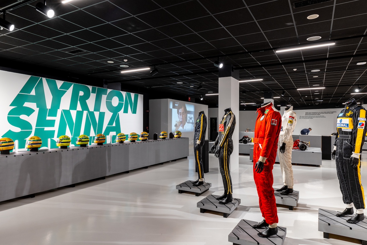 Ayrton Senna Forever: Omaggio al Campione al MAUTO Ayrton Senna Forever: Omaggio al Campione al MAUTO