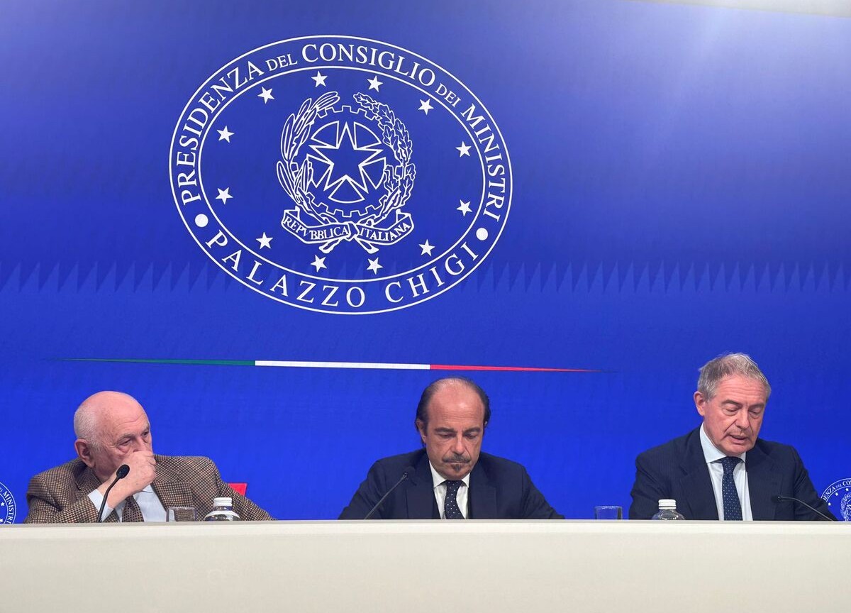 Galleria foto 'Italia pioniera nell’IA: un miliardo di investimenti e una solida governance' - foto 1