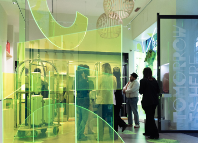 Samsonite inaugura nel suo store Tomorrow is here, l’installazione di joDorsi