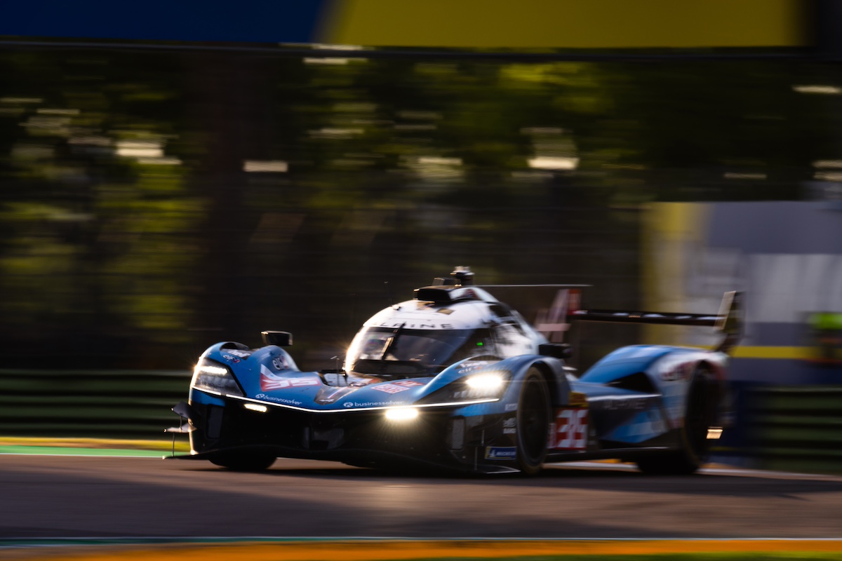 Alpine affronta le sfide di Imola con determinazione e strategia Alpine affronta le sfide di Imola con determinazione e strategia