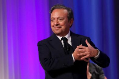 Piero Chiambretti su Rai3, “Donne sull’orlo di una crisi di nervi”. Quando va in onda (e quante puntate)