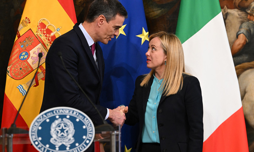 Indagata la moglie di Sanchez, ipotesi dimissioni del premier spagnolo Indagata la moglie di Sanchez, ipotesi dimissioni del premier spagnolo