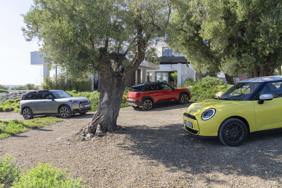 MINI Aceman: innovazione e stile nel nuovo crossover elettrico MINI Aceman: innovazione e stile nel nuovo crossover elettrico