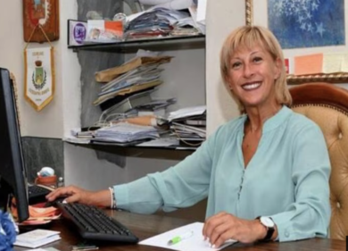 La sindaca di Castellanza muore con la fascia tricolore indosso