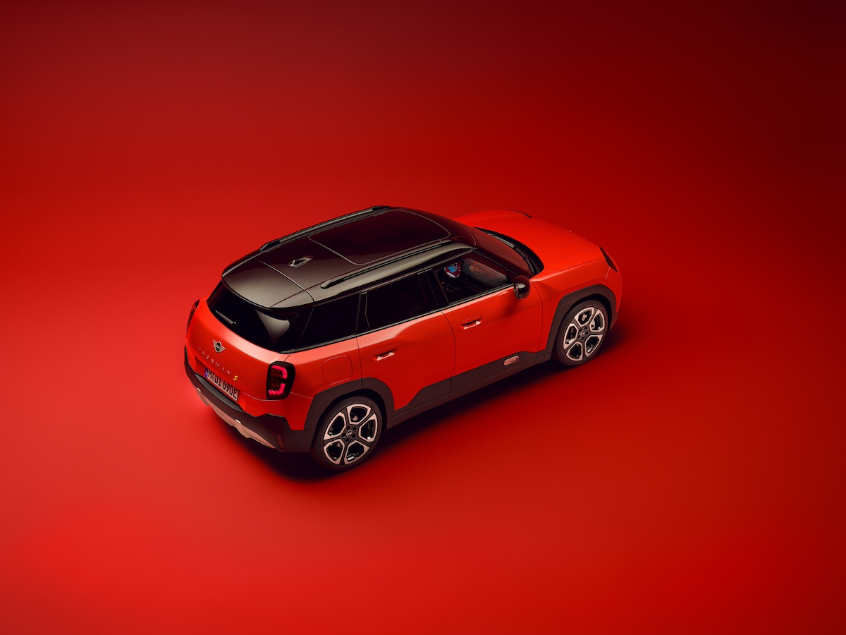 MINI, Oliver Heilmer rivoluziona il design della nuova Aceman 100% elettrica MINI, Oliver Heilmer rivoluziona il design della nuova Aceman 100% elettrica