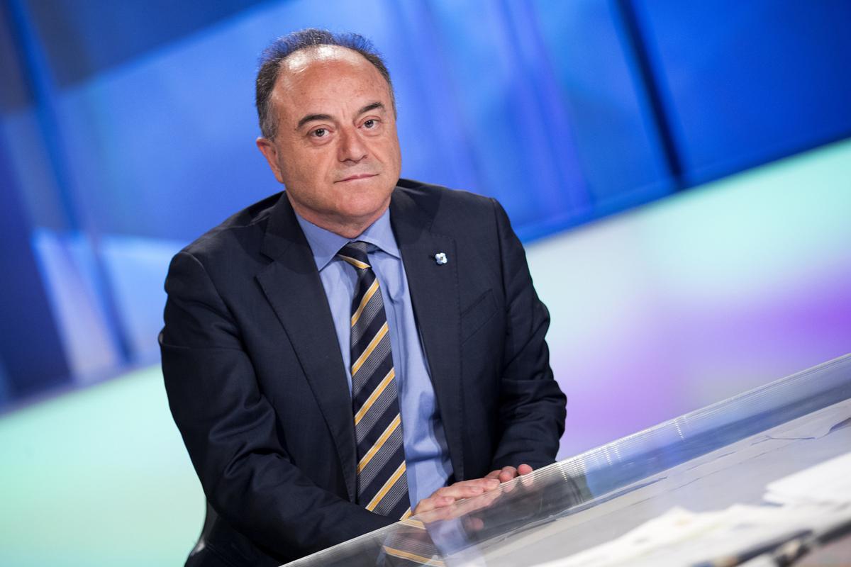 Gratteri: “I boss si chiamano da un carcere all’altro. Il sistema ha fallito” Gratteri: “I boss si chiamano da un carcere all’altro. Il sistema ha fallito”