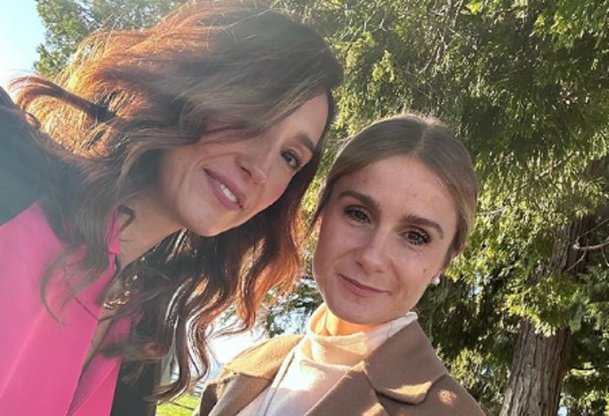Caterina Balivo e la sorella Sarah: la Ferragni del design è la sua sosia Caterina Balivo e la sorella Sarah: la Ferragni del design è la sua sosia