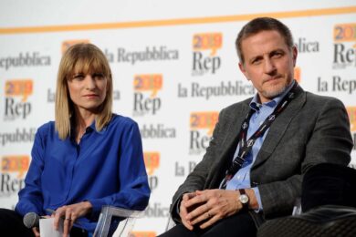 La chat antifascista di Giannini è un flop. Volano gli stracci tra “compagni”