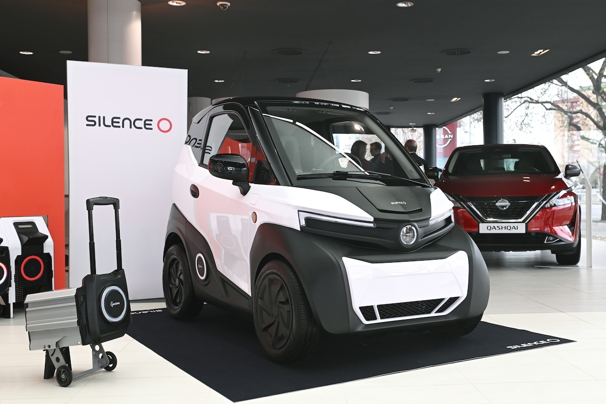 Nissan e Acciona insieme per promuovere la mobilità elettrica urbana Nissan e Acciona insieme per promuovere la mobilità elettrica urbana