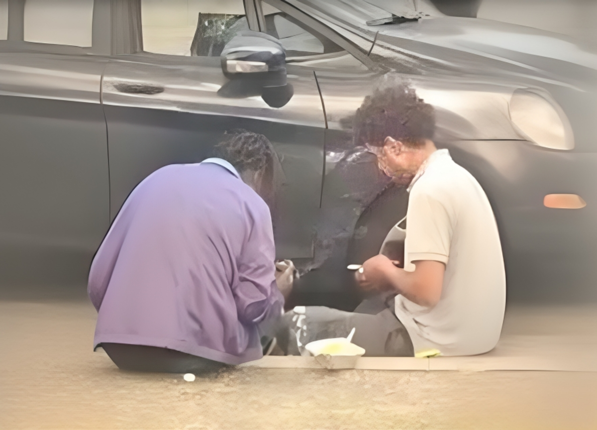 Milano, corso Buenos Aires: “Siamo ostaggi di tossici e ladri”. Video choc Milano, corso Buenos Aires: “Siamo ostaggi di tossici e ladri”. Video choc
