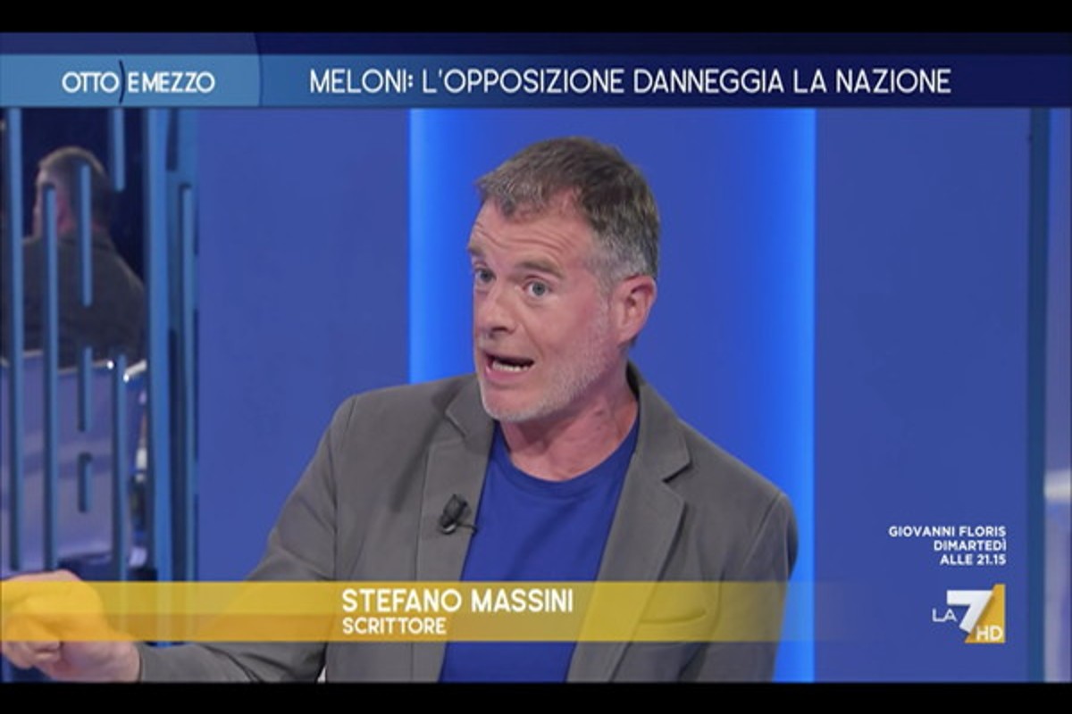 Concertone, monologo di Massini: “Antifascista? Se lo dici la Digos ti scheda” Concertone, monologo di Massini: “Antifascista? Se lo dici la Digos ti scheda”