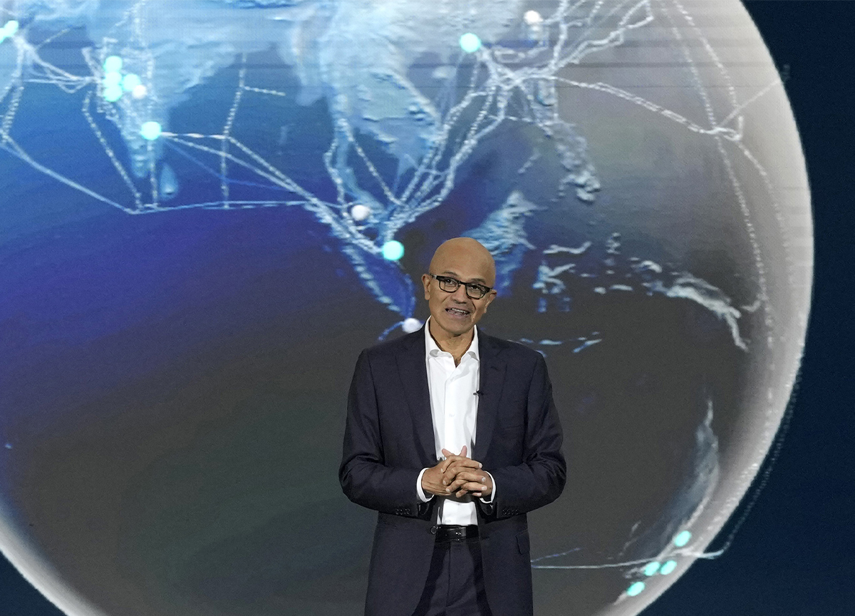 IA, Microsoft investe altri 2,2 mld. Da Google ad Apple: le cifre monstre IA, Microsoft investe altri 2,2 mld. Da Google ad Apple: le cifre monstre