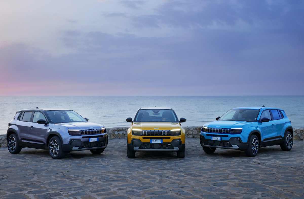 Jeep Avenger domina il mercato dei B-SUV in Italia Jeep Avenger domina il mercato dei B-SUV in Italia