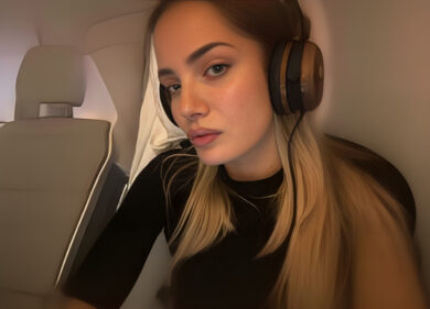 Fedez beccato con una ragazza bionda al party di Capo Plaza, ecco chi è