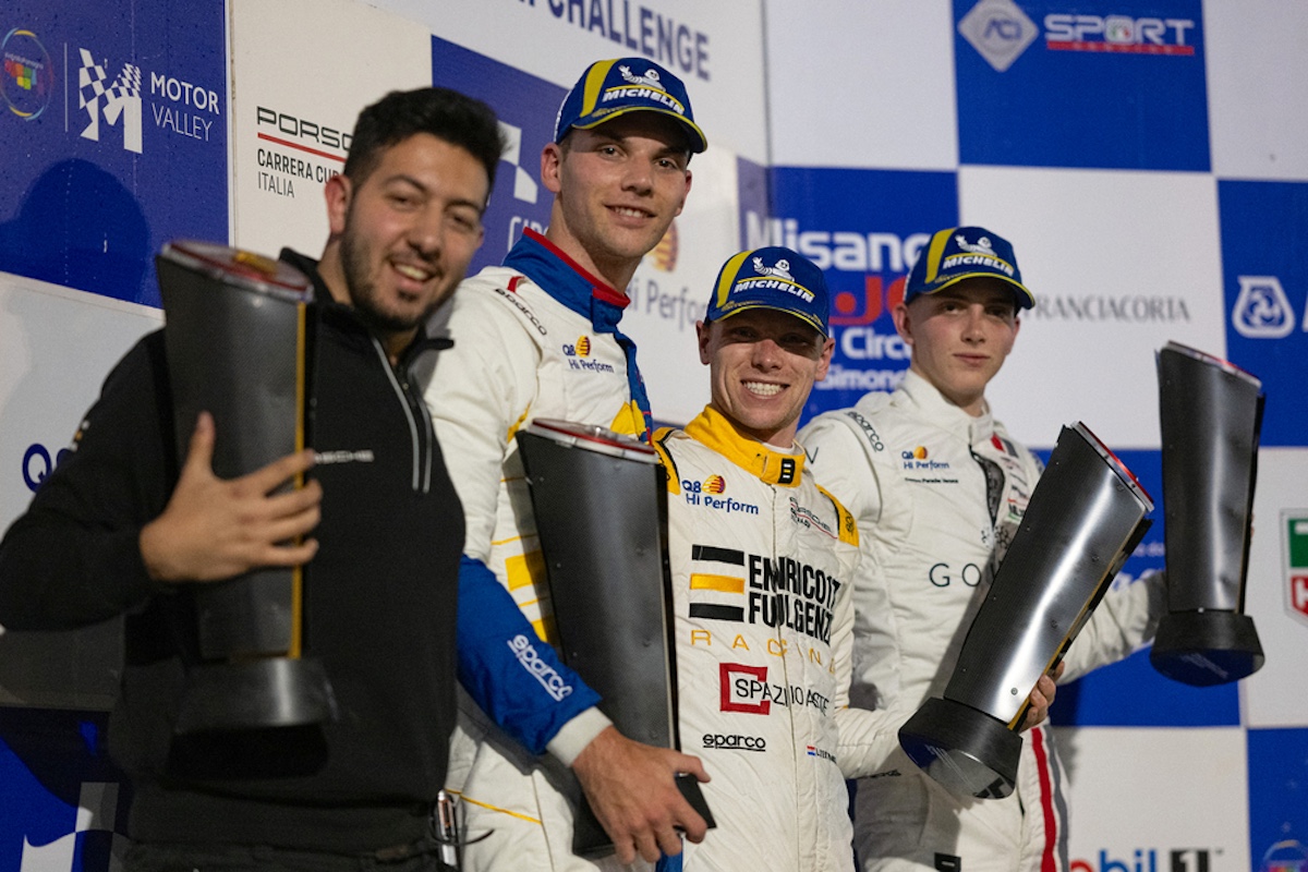 Carrera Cup Italia 2024, Larry Ten Voorde domina la notte di Misano Carrera Cup Italia 2024, Larry Ten Voorde domina la notte di Misano