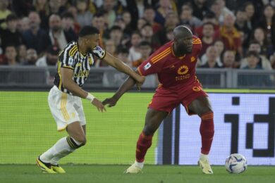 Bremer-Lukaku, 1-1 tra Roma e Juventus. Ansia giallorossa per Dybala, come sta