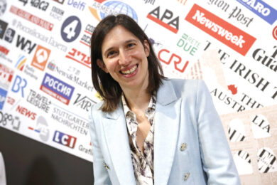 Pd, Schlein si unisce alla Cgil: “Firmo per il referendum contro il Jobs Act”