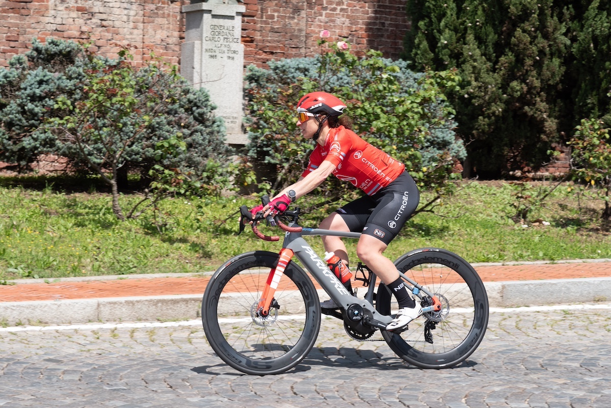 Citroën pedala al Giro-E 2024 con E-Bike