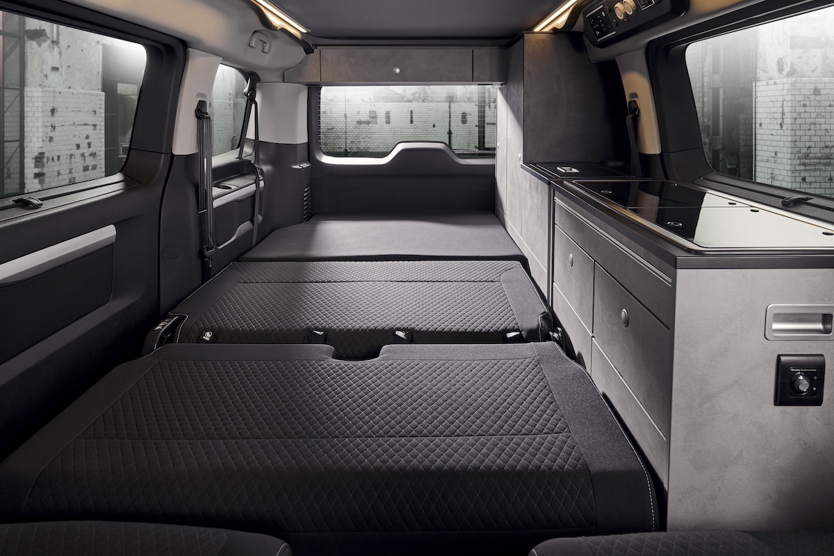 Opel Zafira-e, dalla collaborazione con Crosscamp diventa camper urbano Opel Zafira-e, dalla collaborazione con Crosscamp diventa camper urbano