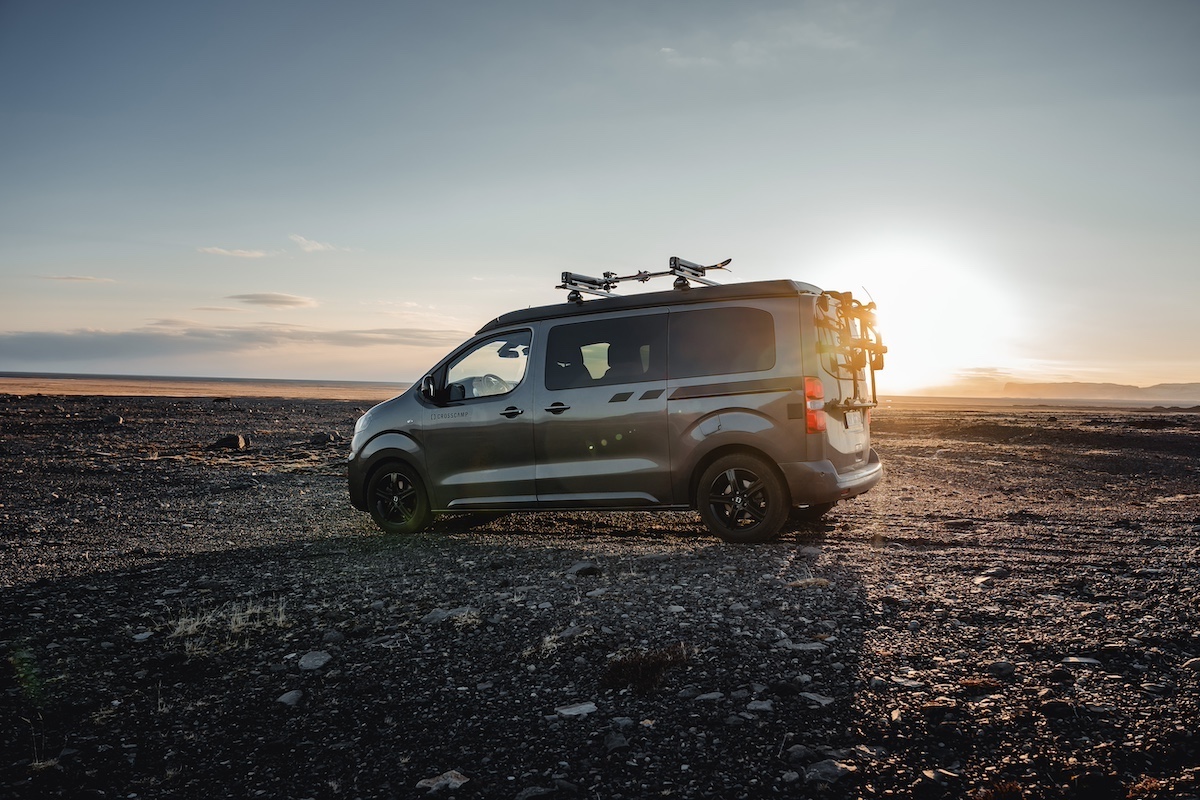 Opel Zafira-e, dalla collaborazione con Crosscamp diventa camper urbano Opel Zafira-e, dalla collaborazione con Crosscamp diventa camper urbano