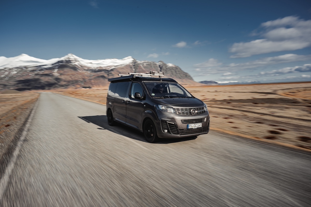 Opel Zafira-e, dalla collaborazione con Crosscamp diventa camper urbano Opel Zafira-e, dalla collaborazione con Crosscamp diventa camper urbano