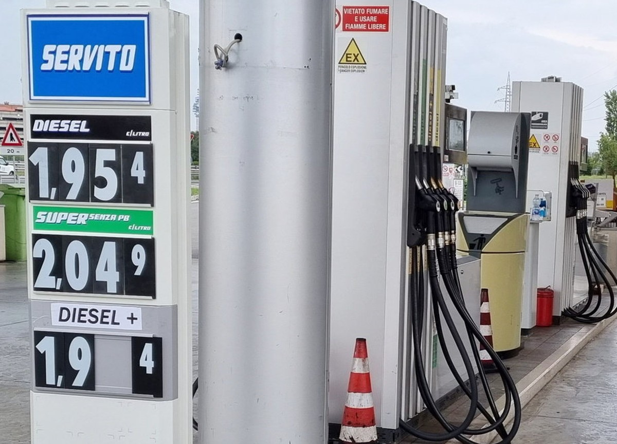 Il Petrolio corre e la benzina sale: che cosa c’è dietro al rally dei prezzi Il Petrolio corre e la benzina sale: che cosa c’è dietro al rally dei prezzi