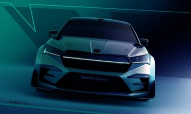 Škoda Enyaq RS Race: esplora il futuro elettrico nel motorsport