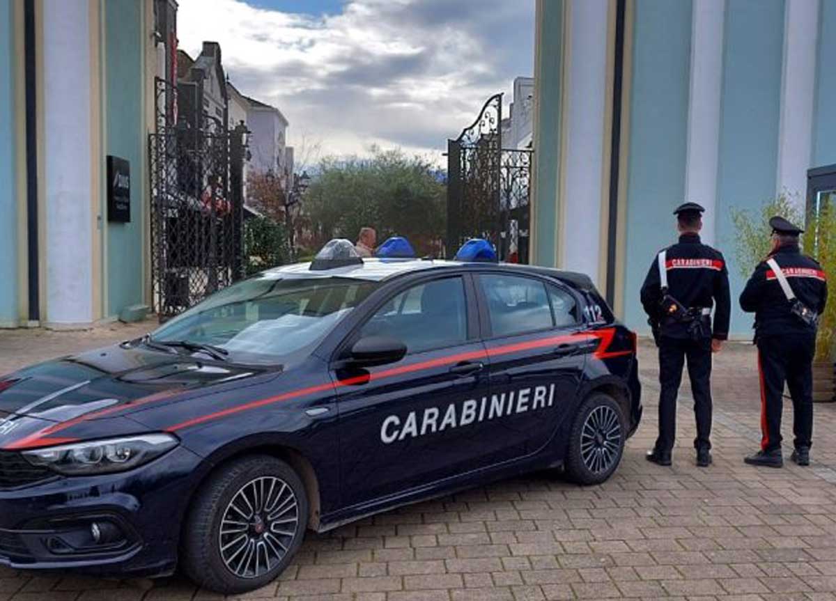 Ostia, maestra aggredita da una Spada: atti e denuncia inviati alla Procura