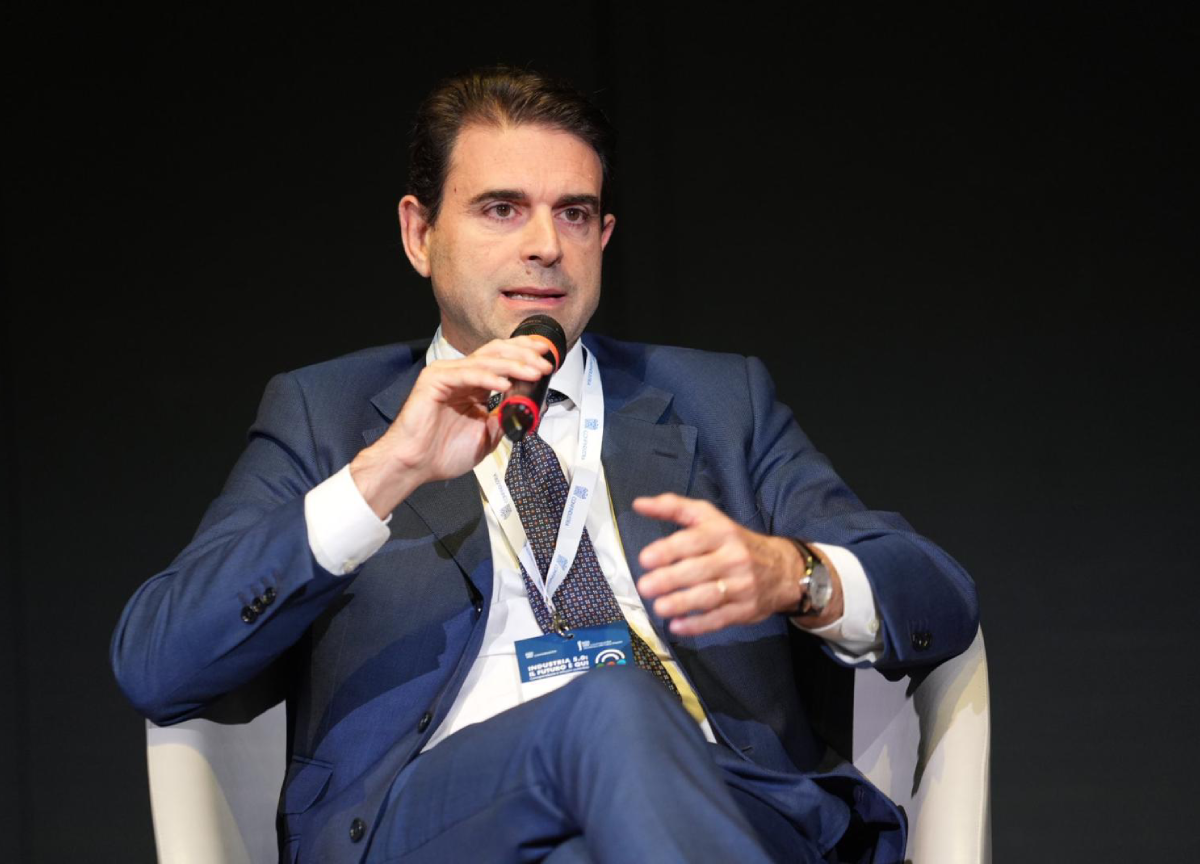 Roma, Intesa Sanpaolo presenta la ricerca sui Distretti industriali del Lazio Roma, Intesa Sanpaolo presenta la ricerca sui Distretti industriali del Lazio