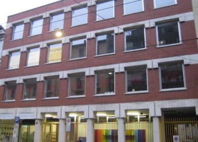 Liguria, i fratelli Paletti avevano comprato una scuola del Comune di Milano