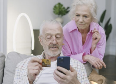 Usa, cittadini sempre più indebitati. Gli enormi pericoli del sistema Bnpl