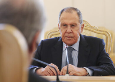 Russia, Lavrov: “Se l’Occidente ha deciso di combattere noi siamo pronti”