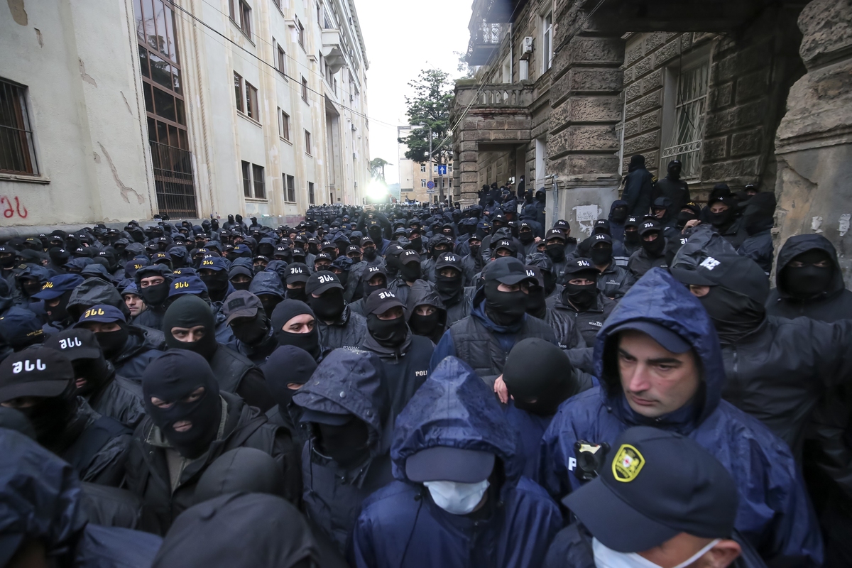 Georgia, in piazza contro la legge russa: l’Ue è sempre più lontana Georgia, in piazza contro la legge russa: l’Ue è sempre più lontana