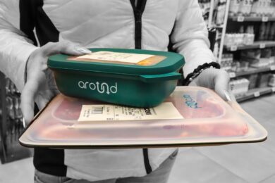 Addio imballaggi monouso: al supermercato si va con il tupperware. Ecco dove