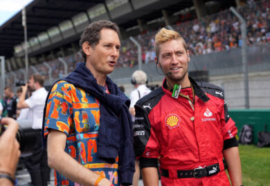 John Elkann, scelta a sorpresa: Ferrari addio, ecco l’auto scelta