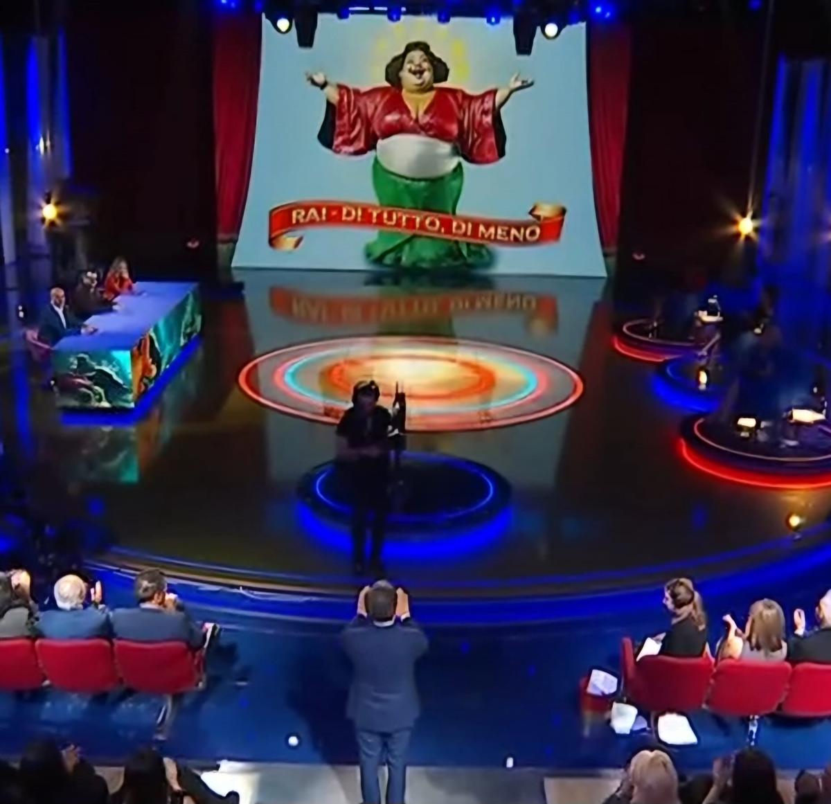 Chiambretti torna su Rai 3, premiato dal pubblico con un ottimo ascolto Chiambretti torna su Rai 3, premiato dal pubblico con un ottimo ascolto