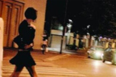 Baby prostitute per clienti vip: “Doppio rapporto, poi si divide”. Maxi-blitz