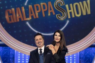 Annalisa-Brenda Lodigiani tra pole da dance e i sogni di gloria con Elodie